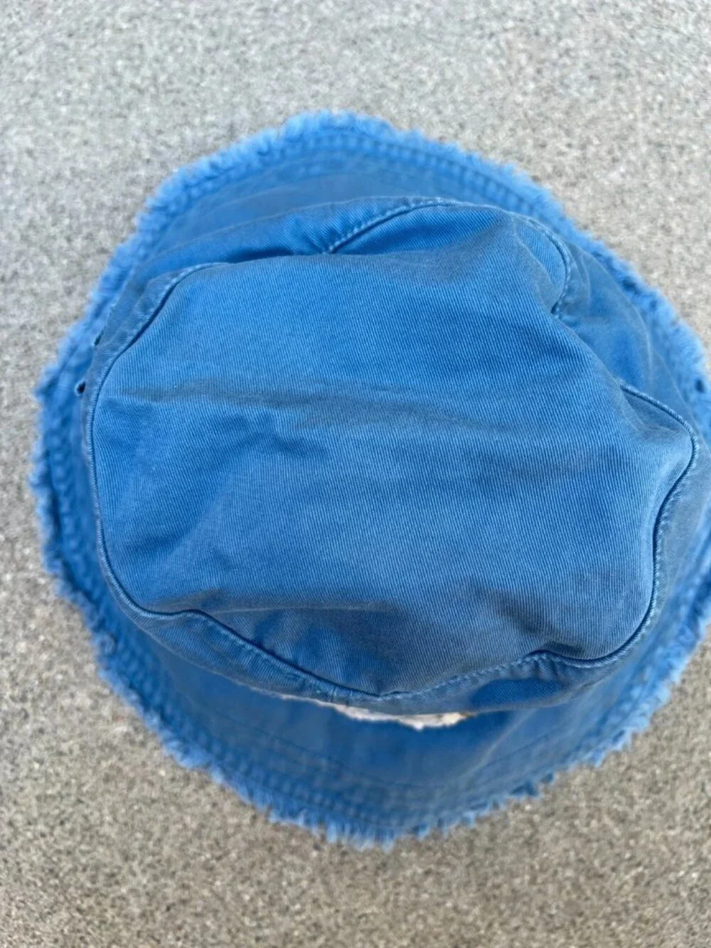 MINI BODEN Danger Shark Bucket Hat Boys XL Blue Cap